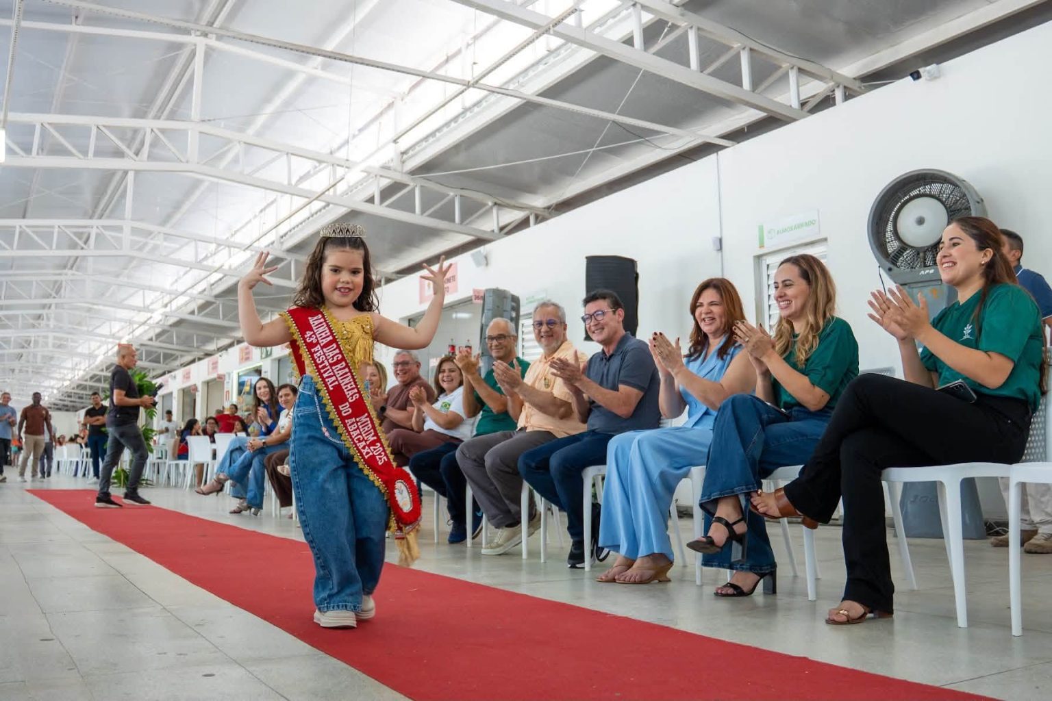 Secretaria de educação de Barcarena amplia inclusão no Concurso Rainha Teen do Festival do Abacaxi 2026